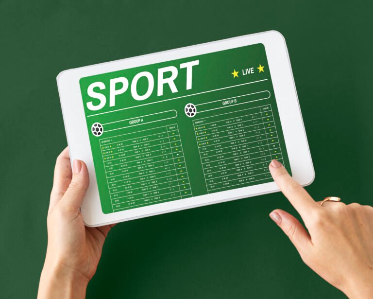 How to Read a Cricket Scorecard Like a Pro: Overs, Averages, Run Rate and More Explained